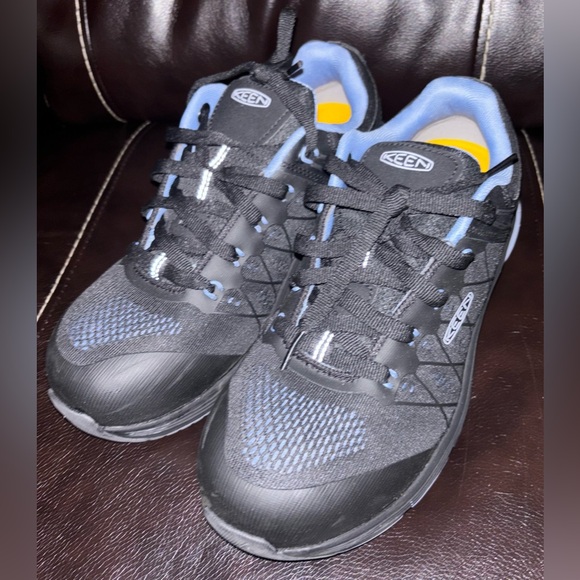 Keen Women's Vista Energy (Carbon Toe) Sneaker Size 10 in Hydrangea Black Work - Picture 1 of 12